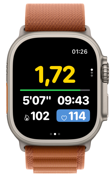 MetroPacer showing live metrics during a run on Apple Watch.